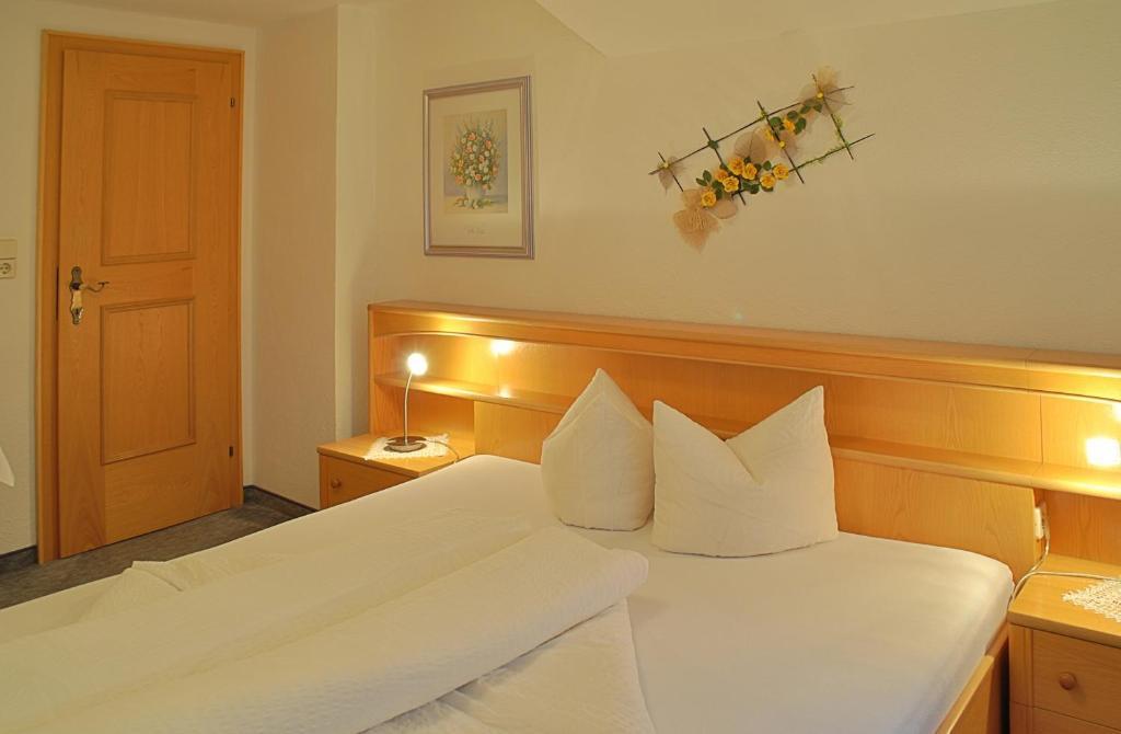 Gaestehaus Resi Jerzens Δωμάτιο φωτογραφία